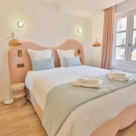 아파트 2 Bed Flat - Hyper Centre St Tropez *