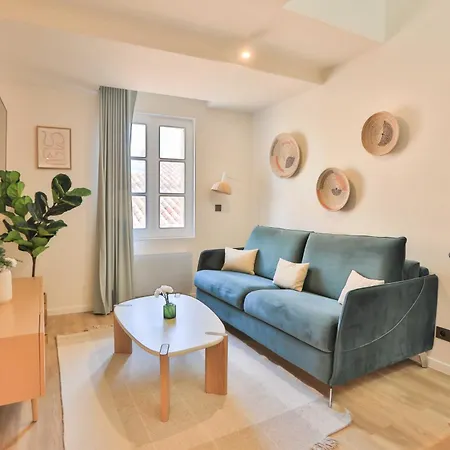 2 Bed Flat - Hyper Centre St Tropez * 쎙뜨호뻬